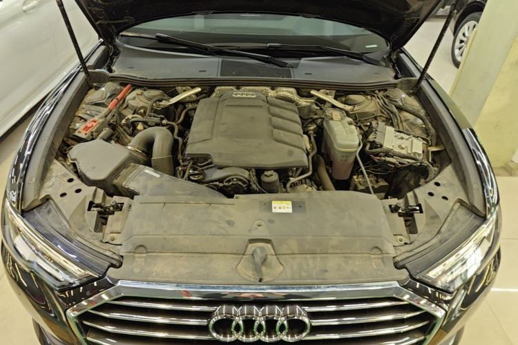 Used Audi A6L 2021 40 TFSI Luxury Prestige Edition Engine Bay