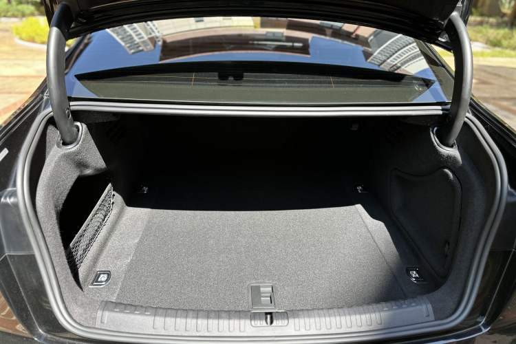 Used Audi A6L 2021 55 TFSI quattro Flagship Dynamic Model Exterior 11