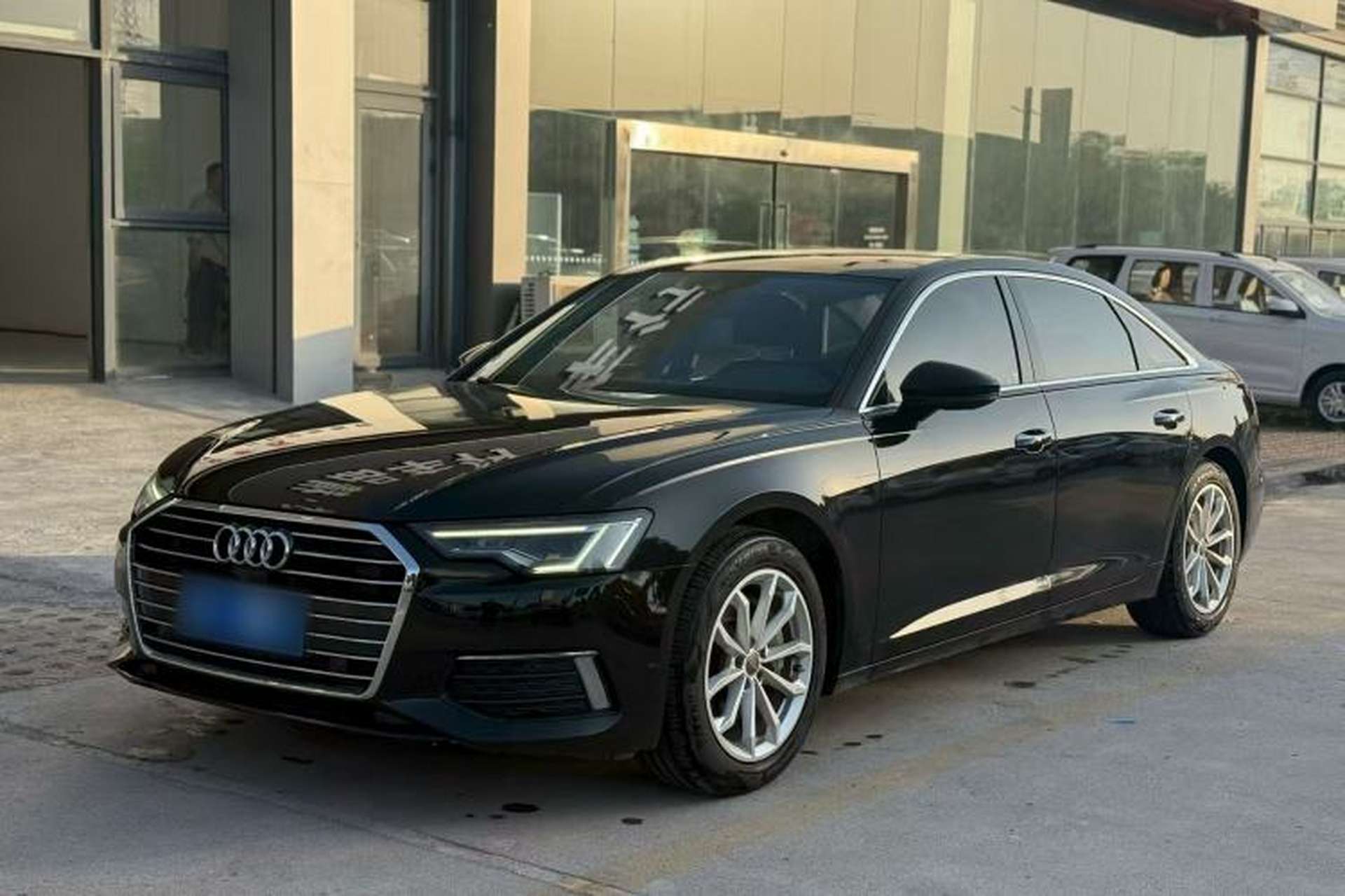 Used Audi A6L 2021 40 TFSI Luxury Prestige Edition Front Left 45 Deg