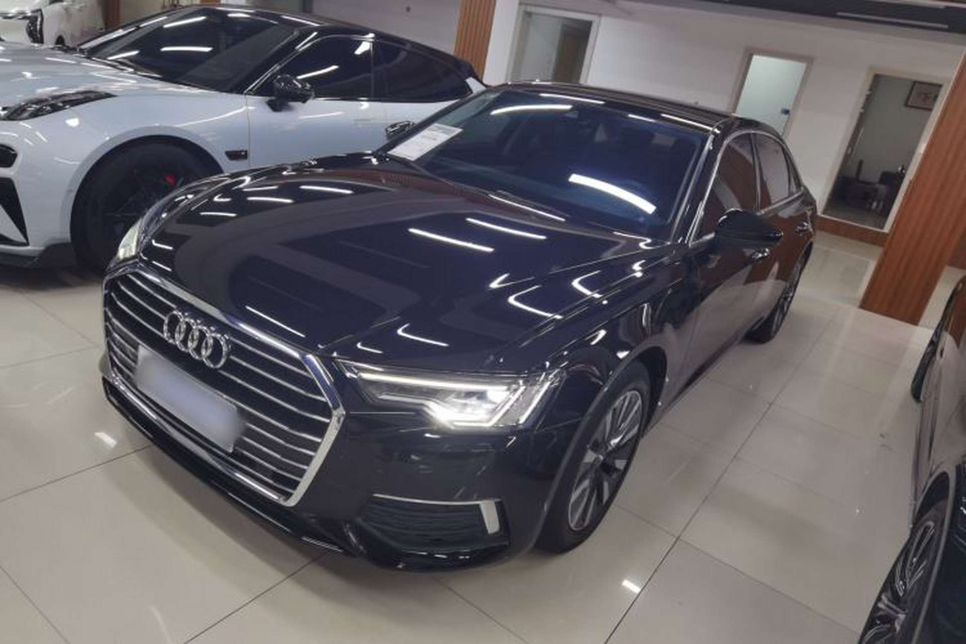 Used Audi A6L 2021 45 TFSI Prestige Elegant Edition Front Left 45 Deg