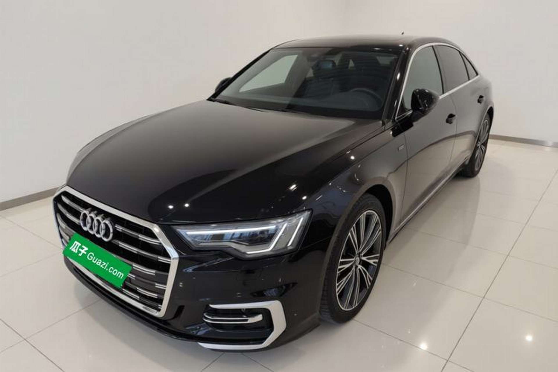 Used Audi A6L 2021 40 TFSI Luxury Dynamic Edition Front Left 45 Deg