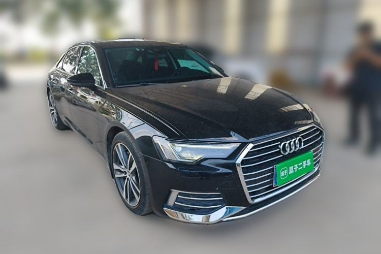 Used Audi A6L 2021 40 TFSI Luxury Prestige Edition Front Right 45 Deg