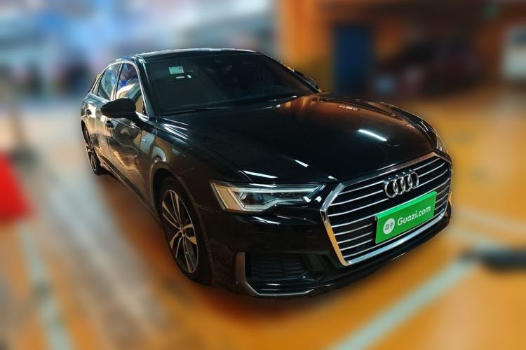 Used Audi A6L 2021 40 TFSI Luxury Dynamic Edition Front Right 45 Deg