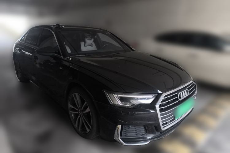 Used Audi A6L 2021 40 TFSI Luxury Dynamic Edition Front Right 45 Deg