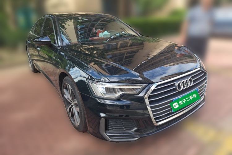 Used Audi A6L 2021 40 TFSI Luxury Dynamic Edition Front Right 45 Deg