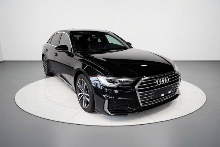 Used Audi A6L 2021 40 TFSI Luxury Dynamic Edition Front Right 45 Deg