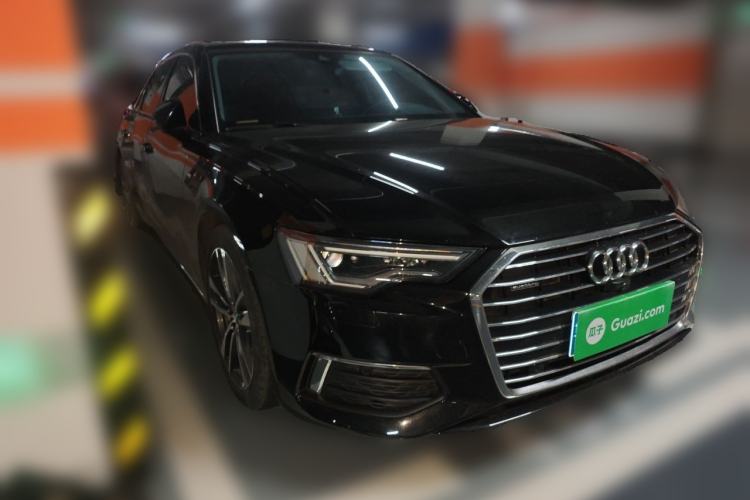 Used Audi A6L 2021 40 TFSI Luxury Prestige Edition Front Right 45 Deg