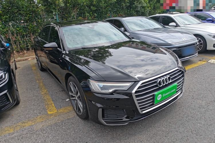 Used Audi A6L 2021 40 TFSI Luxury Dynamic Edition Front Right 45 Deg