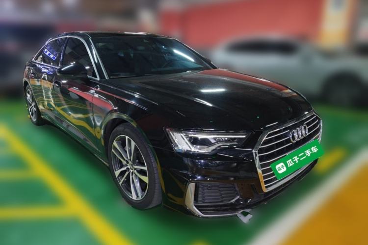 Used Audi A6L 2021 40 TFSI Luxury Dynamic Edition Front Right 45 Deg