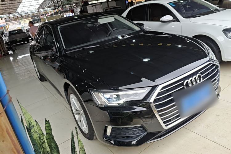 Used Audi A6L 2021 40 TFSI Luxury Dynamic Edition Front Right 45 Deg