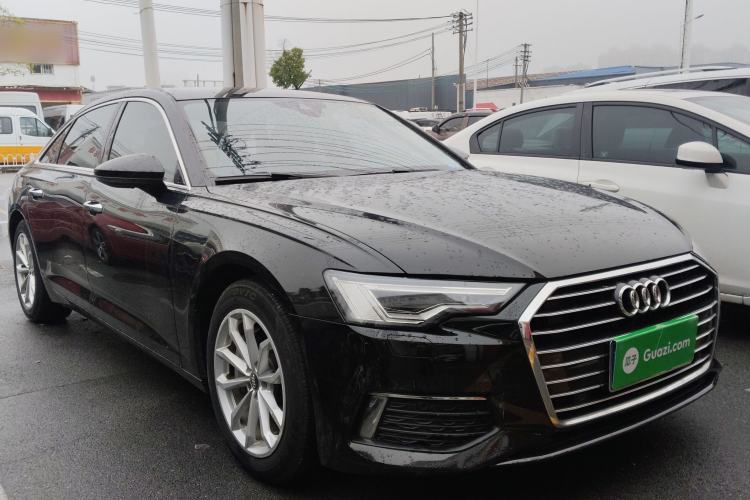 Used Audi A6L 2021 40 TFSI Luxury Prestige Edition Front Right 45 Deg