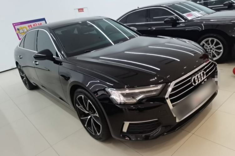 Used Audi A6L 2021 40 TFSI Luxury Prestige Edition Front Right 45 Deg