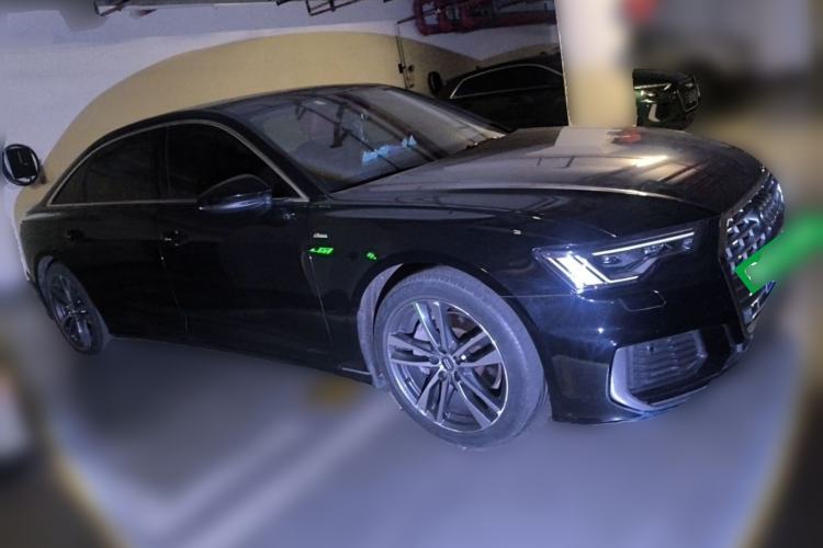 Used Audi A6L 2021 40 TFSI Luxury Dynamic Edition Front Right 45 Deg