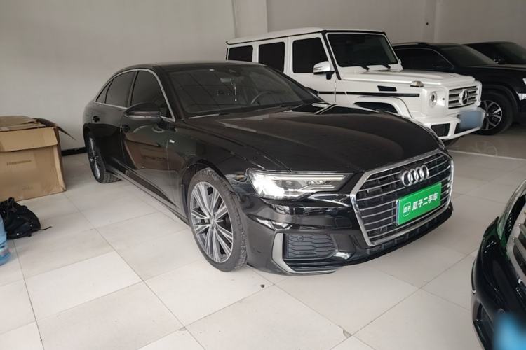 Used Audi A6L 2021 40 TFSI Luxury Dynamic Edition Front Right 45 Deg