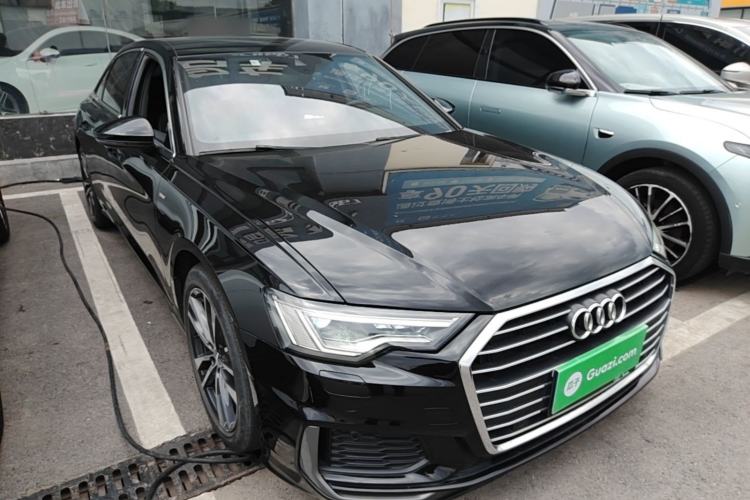 Used Audi A6L 2021 40 TFSI Luxury Dynamic Edition Front Right 45 Deg