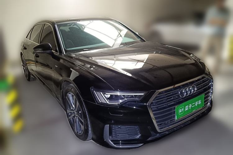 Used Audi A6L 2021 40 TFSI Luxury Dynamic Edition Front Right 45 Deg