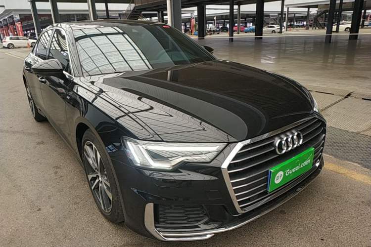 Used Audi A6L 2021 40 TFSI Luxury Dynamic Edition Front Right 45 Deg