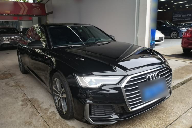 Used Audi A6L 2021 40 TFSI Luxury Dynamic Edition Front Right 45 Deg