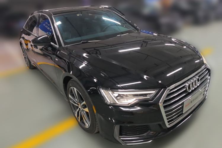 Used Audi A6L 2021 40 TFSI Luxury Dynamic Edition Front Right 45 Deg