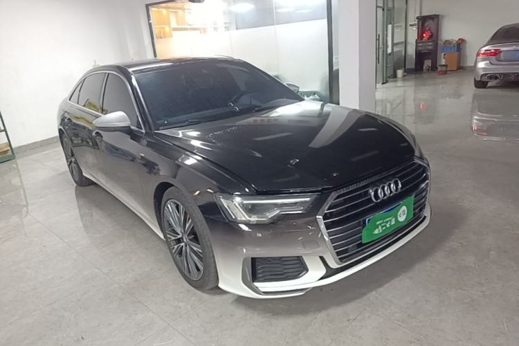 Used Audi A6L 2021 40 TFSI Luxury Dynamic Edition Front Right 45 Deg