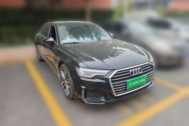 Used Audi A6L 2021 40 TFSI Luxury Dynamic Edition Front Right 45 Deg