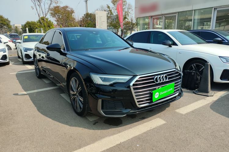 Used Audi A6L 2021 40 TFSI Luxury Dynamic Edition Front Right 45 Deg