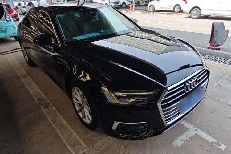 Used Audi A6L 2021 40 TFSI Luxury Prestige Edition Front Right 45 Deg