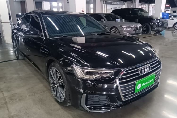 Used Audi A6L 2021 40 TFSI Luxury Dynamic Edition Front Right 45 Deg