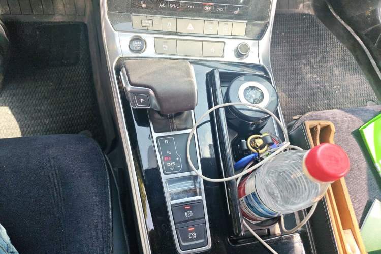 Used Audi A6L 2021 45 TFSI quattro Prestige Dynamic Edition Gear Lever