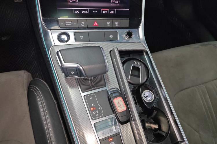 Used Audi A6L 2021 40 TFSI Luxury Dynamic Edition Gear Lever