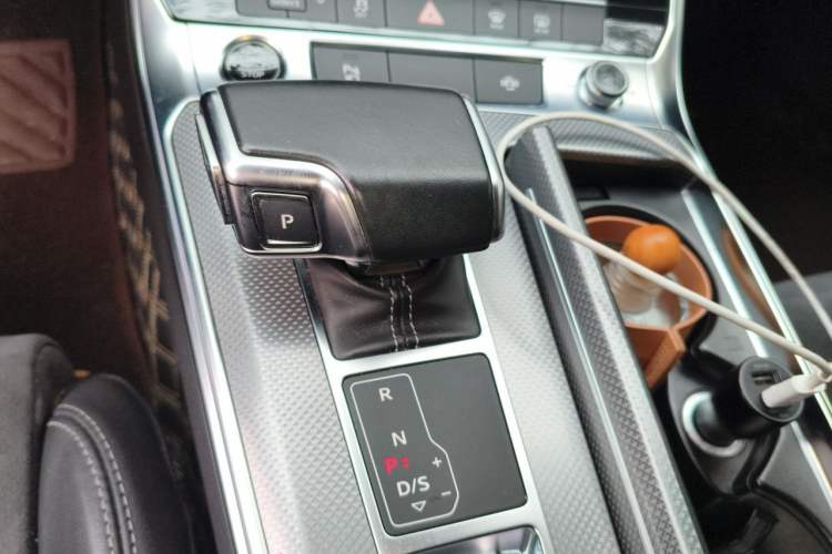 Used Audi A6L 2021 45 TFSI Enjoy Life Edition Gear Lever