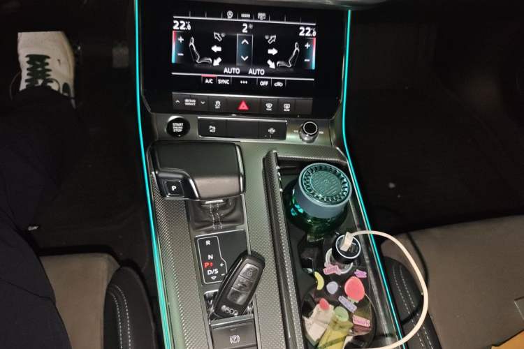 Used Audi A6L 2021 40 TFSI Luxury Dynamic Edition Gear Lever