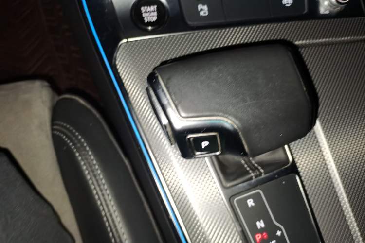 Used Audi A6L 2021 45 TFSI Prestige Dynamic Edition Gear Lever