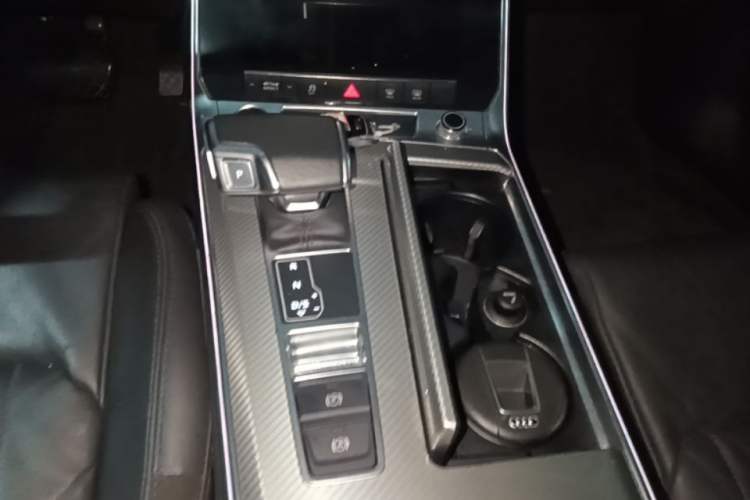 Used Audi A6L 2021 40 TFSI Luxury Prestige Edition Gear Lever