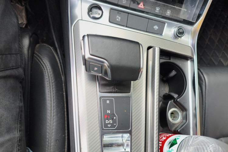 Used Audi A6L 2021 40 TFSI Luxury Prestige Edition Gear Lever