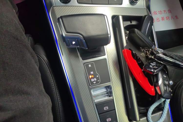 Used Audi A6L 2021 45 TFSI Prestige Elegant Edition Gear Lever