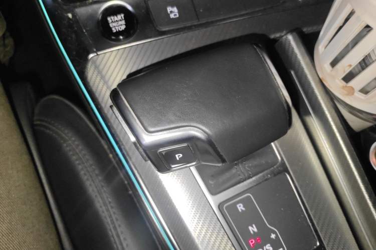 Used Audi A6L 2021 45 TFSI Prestige Elegant Edition Gear Lever