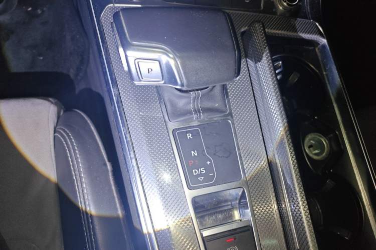 Used Audi A6L 2021 45 TFSI Prestige Dynamic Edition Gear Lever