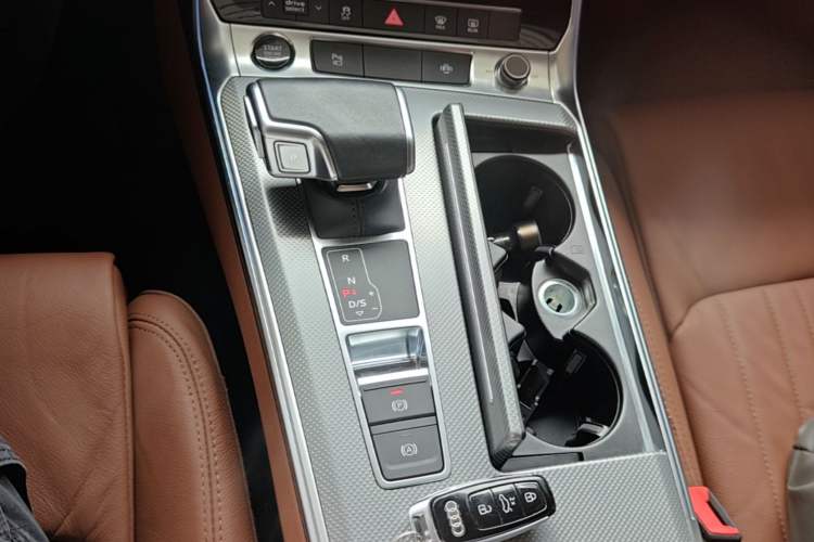 Used Audi A6L 2021 45 TFSI Prestige Dynamic Edition Gear Lever