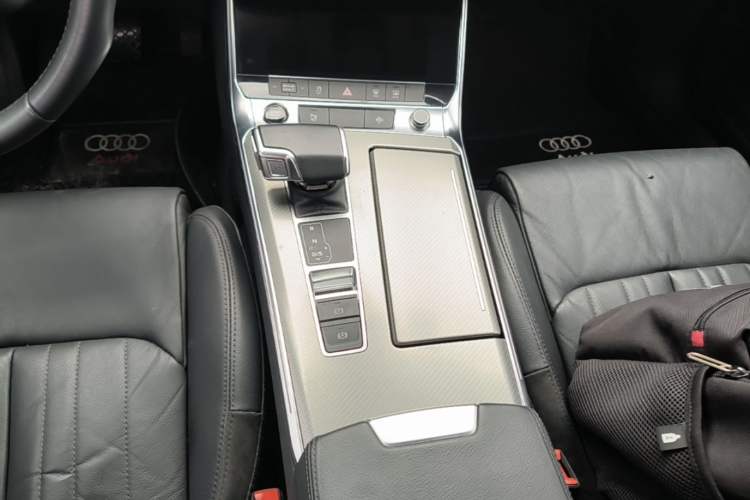 Used Audi A6L 2021 40 TFSI Luxury Prestige Edition Gear Lever