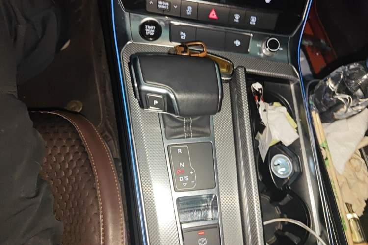 Used Audi A6L 2021 45 TFSI quattro Prestige Dynamic Edition Gear Lever
