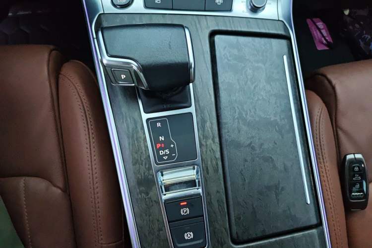 Used Audi A6L 2021 45 TFSI Prestige Elegant Edition Gear Lever