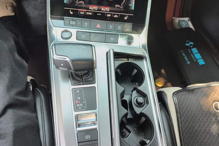 Used Audi A6L 2021 45 TFSI quattro Prestige Dynamic Edition Gear Lever