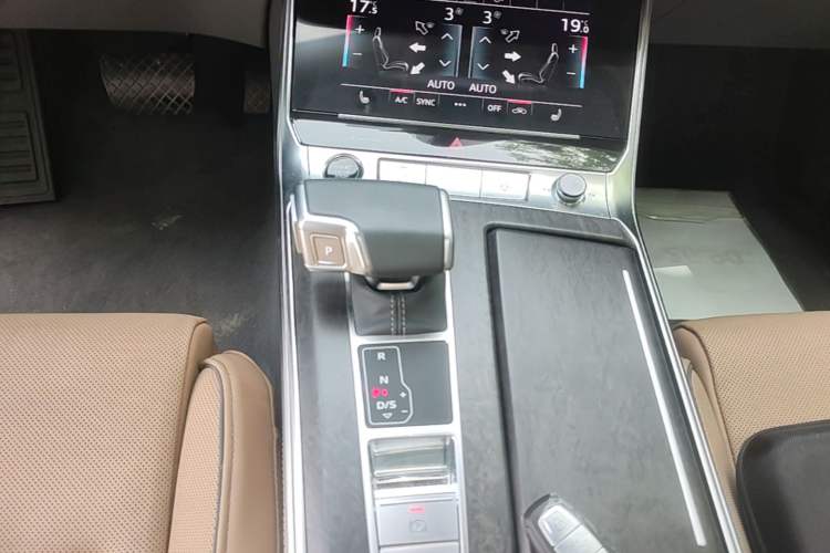 Used Audi A6L 2021 55 TFSI quattro Prestige Edition Gear Lever