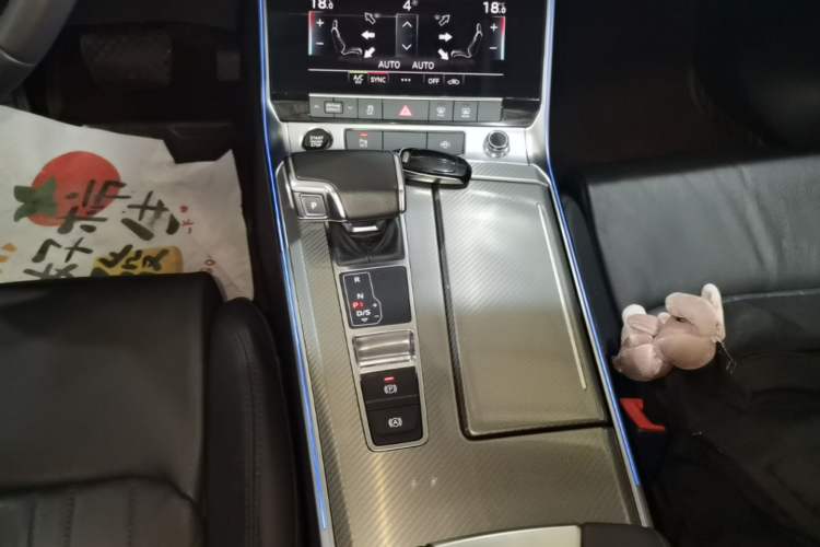 Used Audi A6L 2021 40 TFSI Luxury Prestige Edition Gear Lever