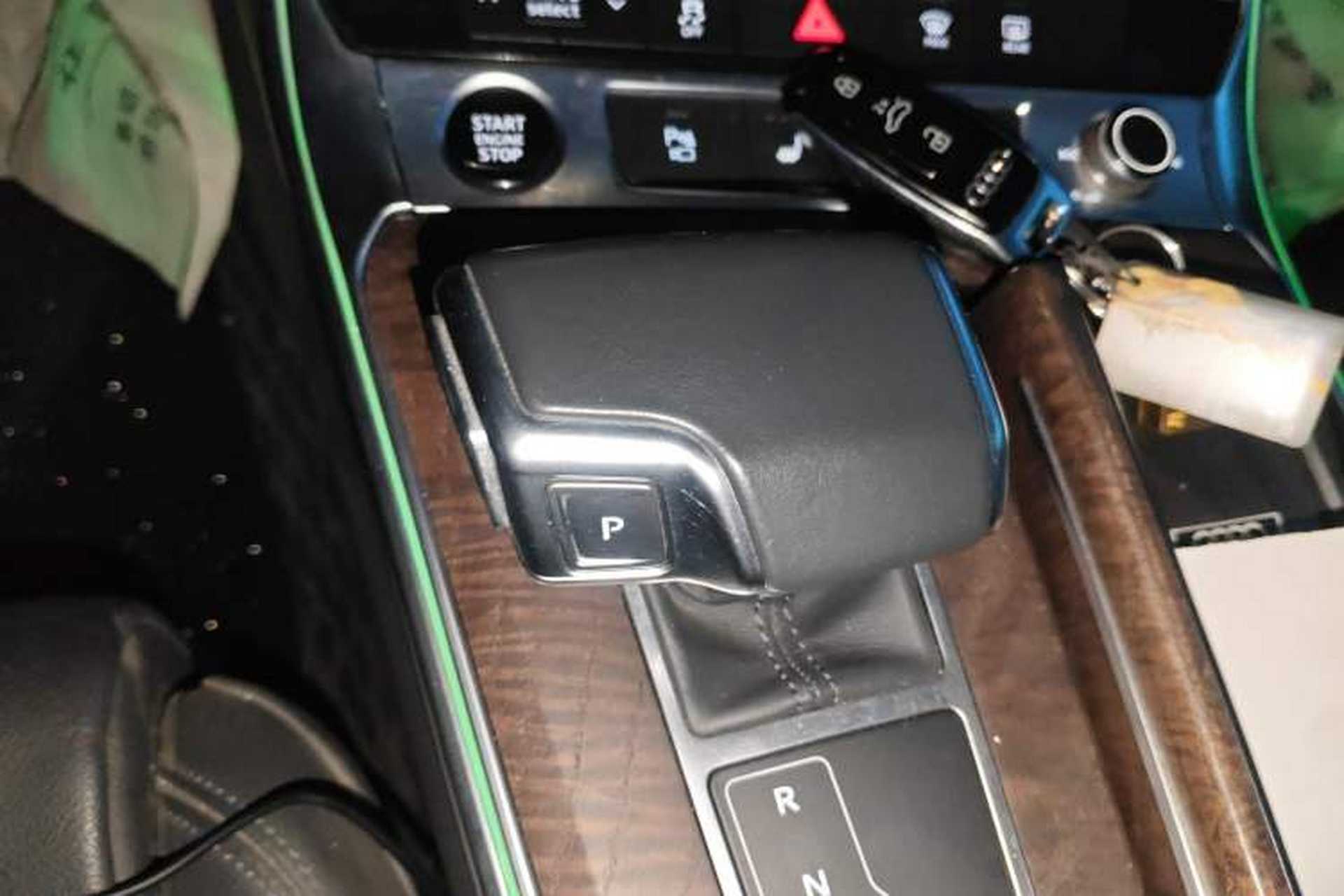 Used Audi A6L 2021 40 TFSI Luxury Prestige Edition Gear Lever