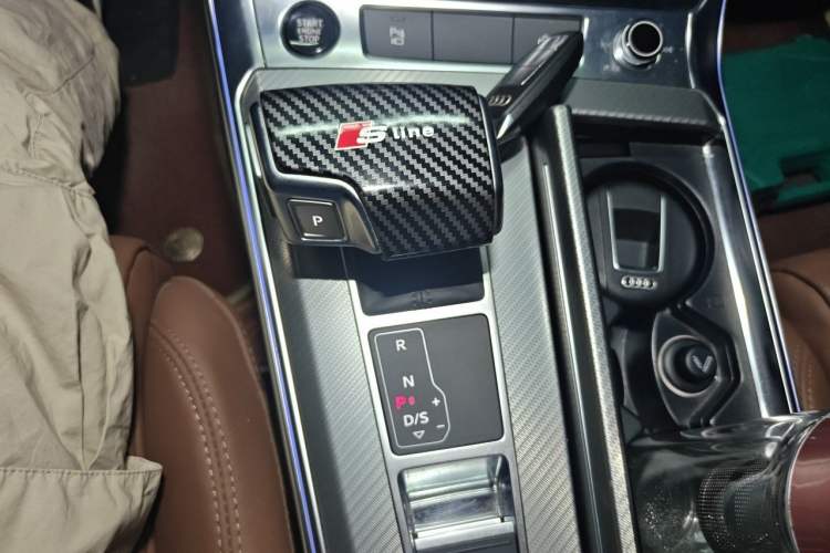Used Audi A6L 2021 45 TFSI Prestige Elegant Edition Gear Lever
