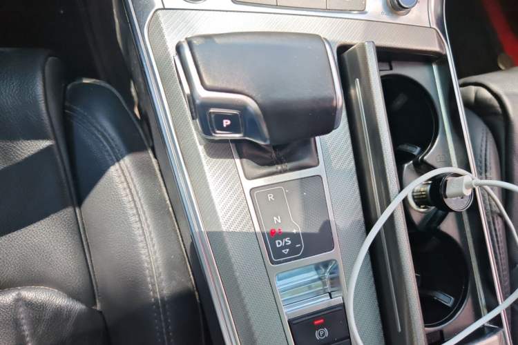 Used Audi A6L 2021 40 TFSI Luxury Prestige Edition Gear Lever