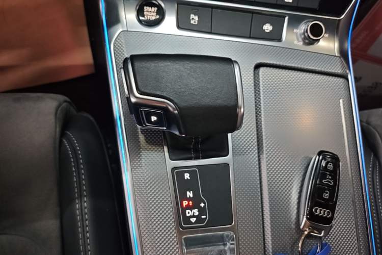 Used Audi A6L 2021 40 TFSI Luxury Dynamic Edition Gear Lever