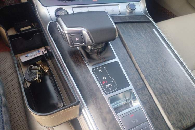 Used Audi A6L 2021 55 TFSI quattro Prestige Edition Gear Lever